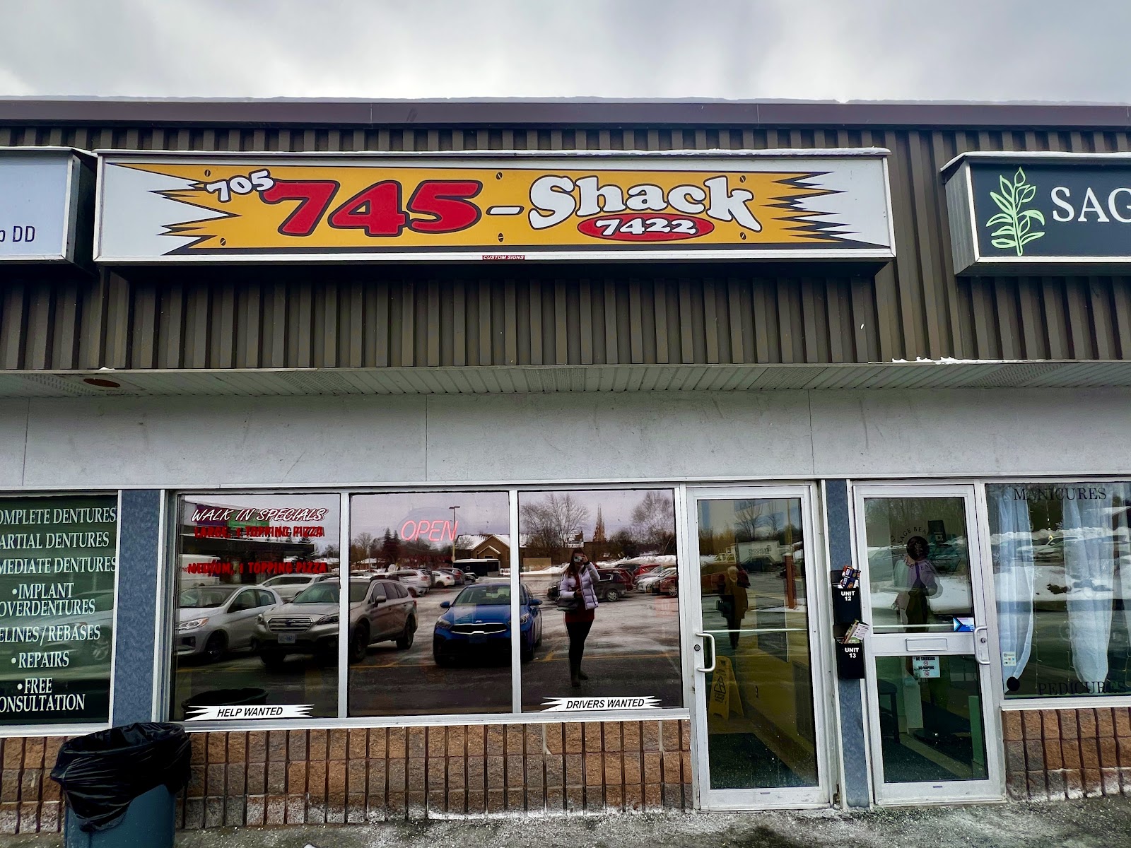 705-745-Shack photo 5