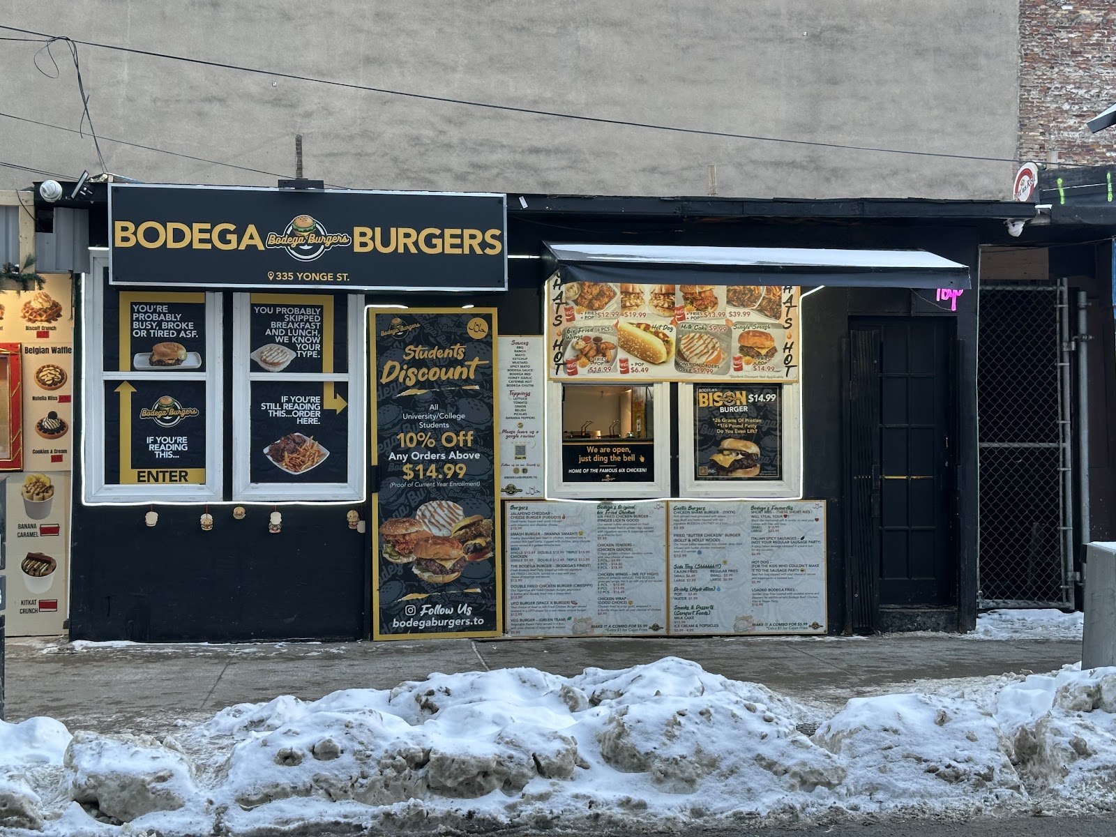 Bodega Burgers - Downtown Yonge St. photo 5