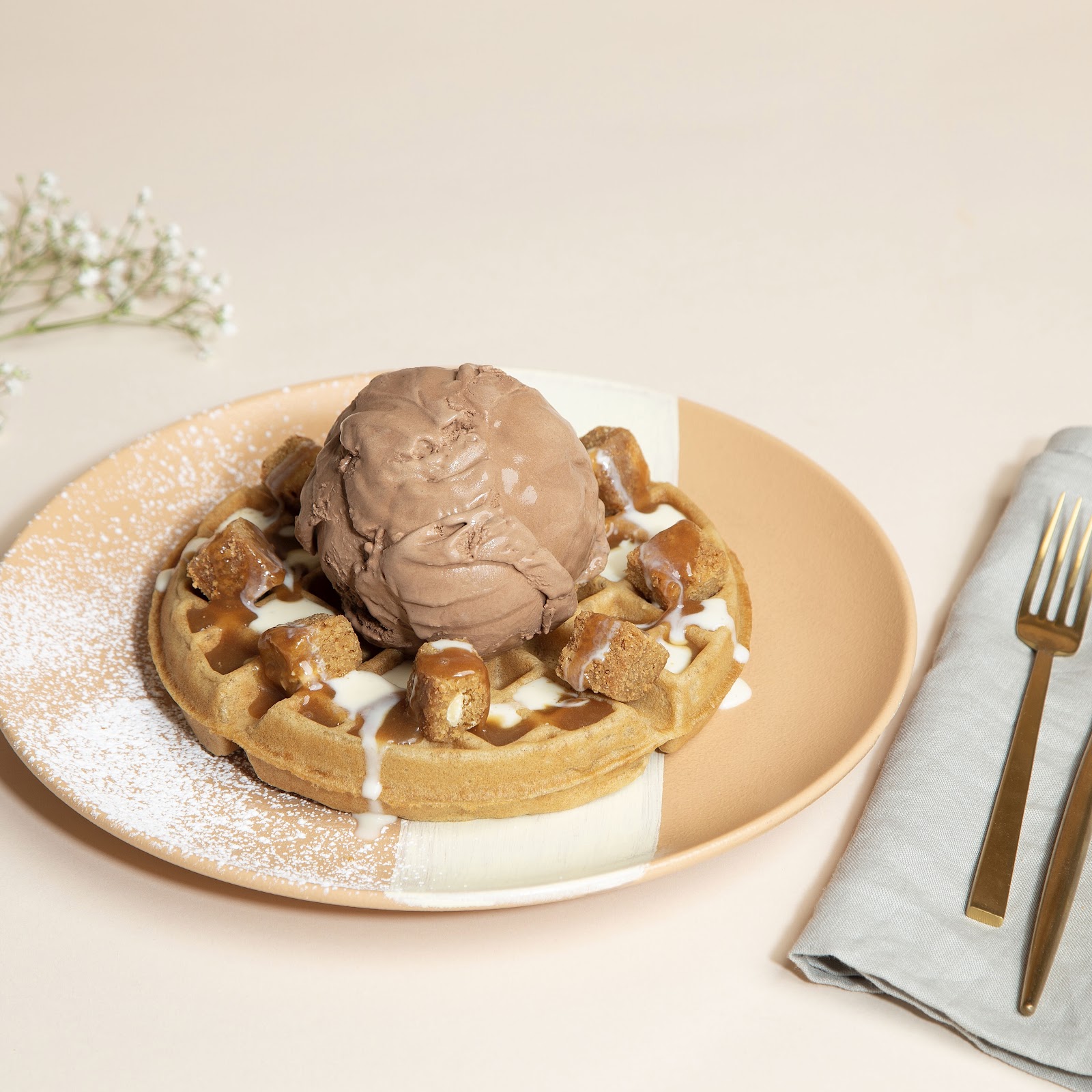 Demetres Desserts Whitby photo 5