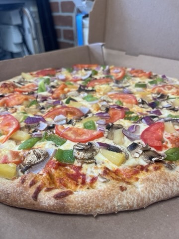 FreeToppingPizza photo 2