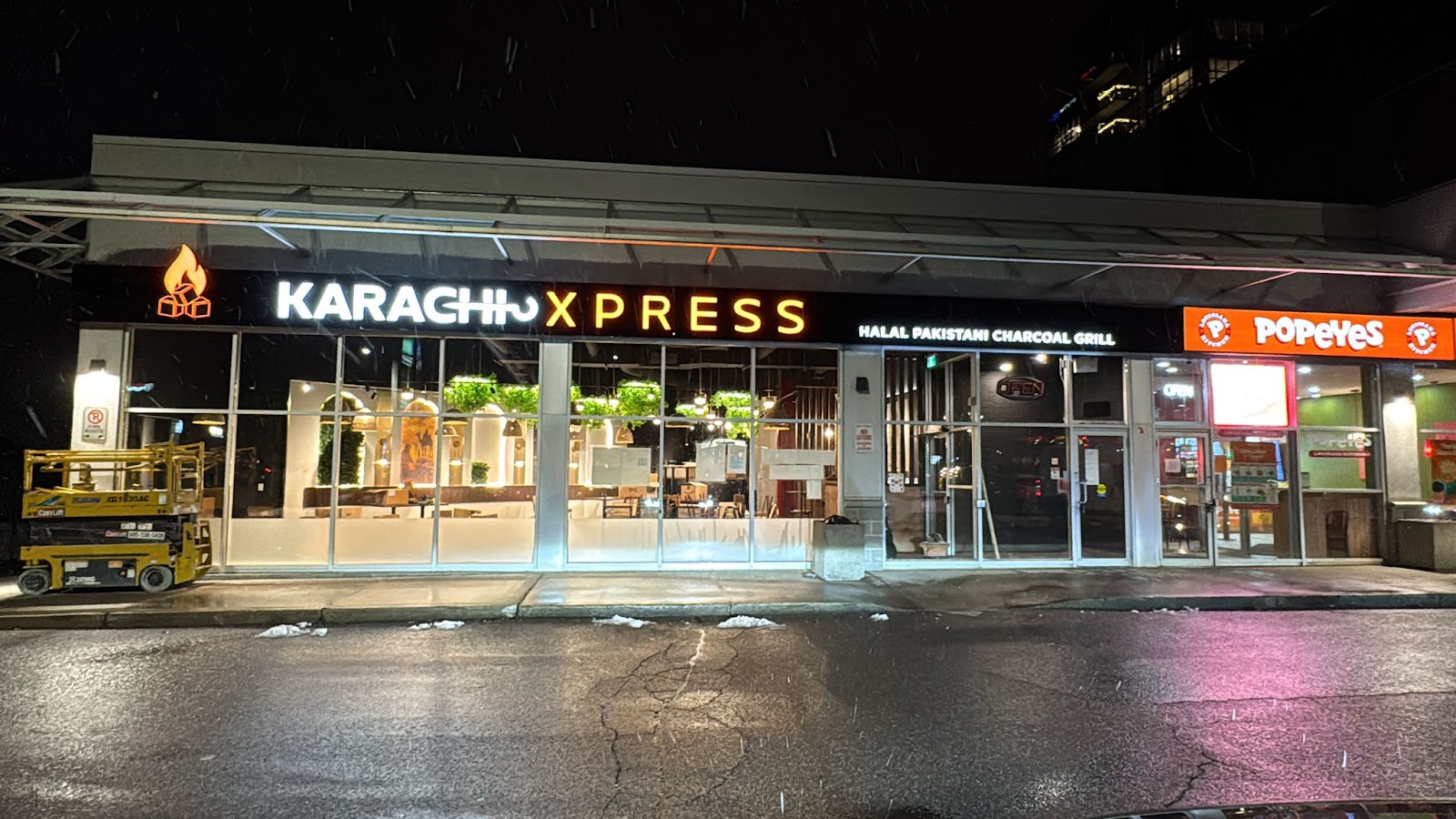 KarachiXpress - Ajax featured