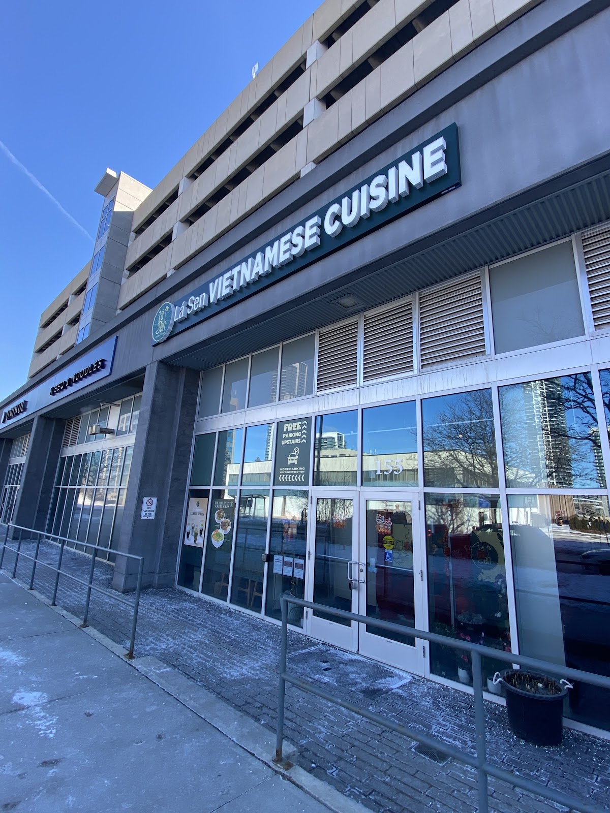 Lá Sen Vietnamese Cuisine photo 1