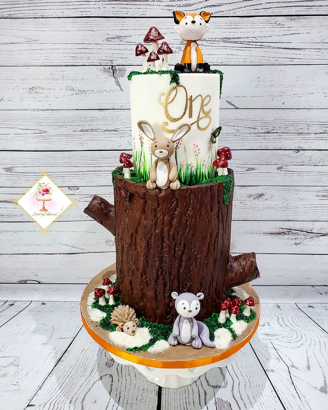 Luxury Cakes featured