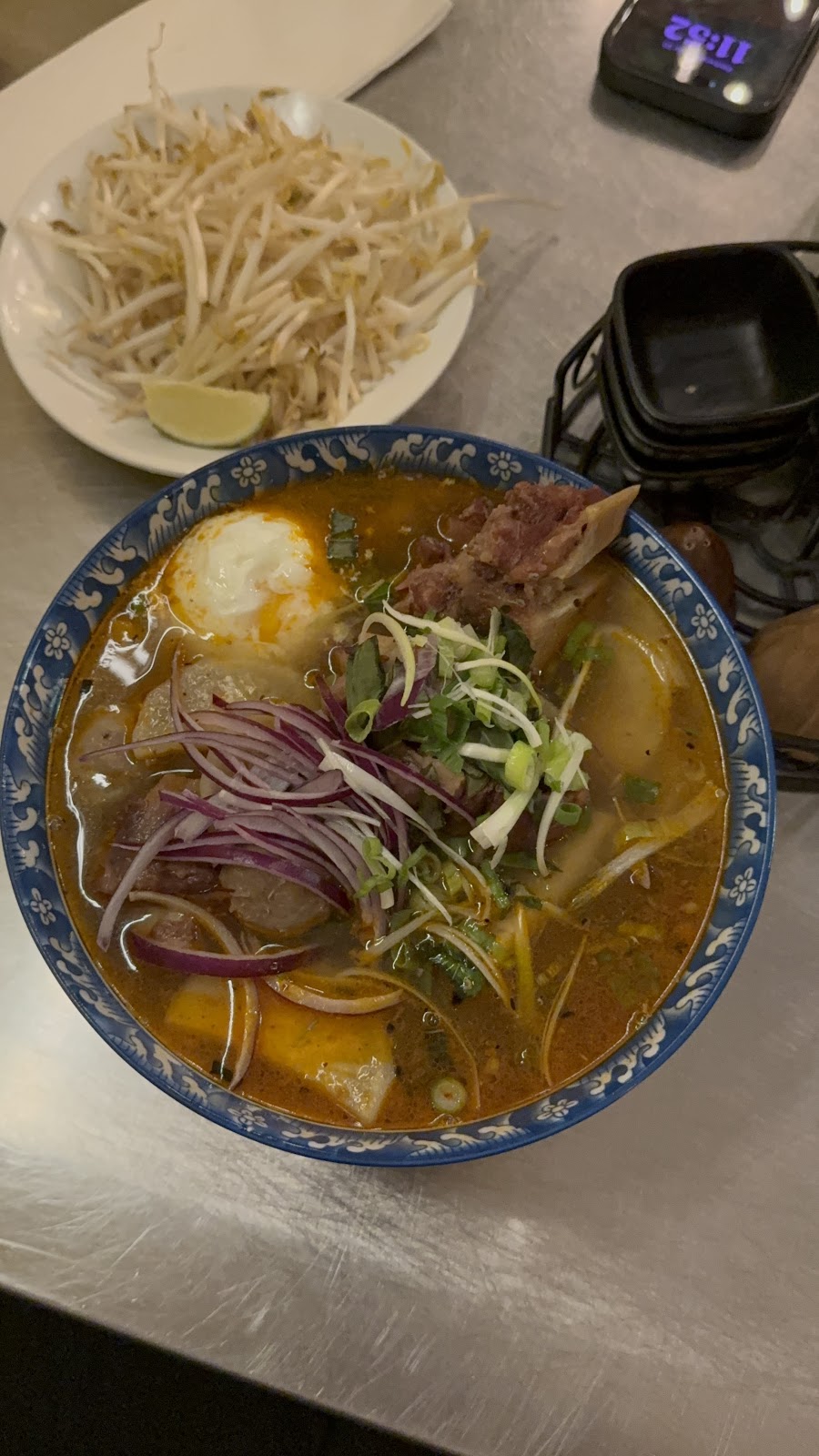 Oxtail Pho & Banh Mi photo 3