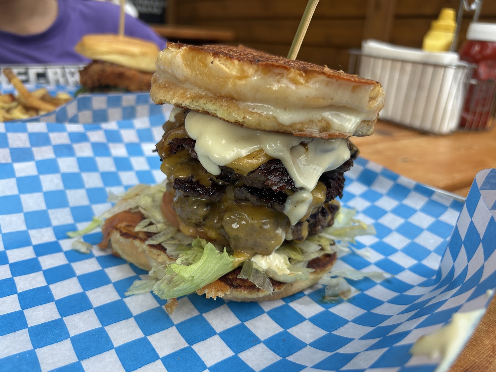 Ozzy's Burgers Toronto photo 3