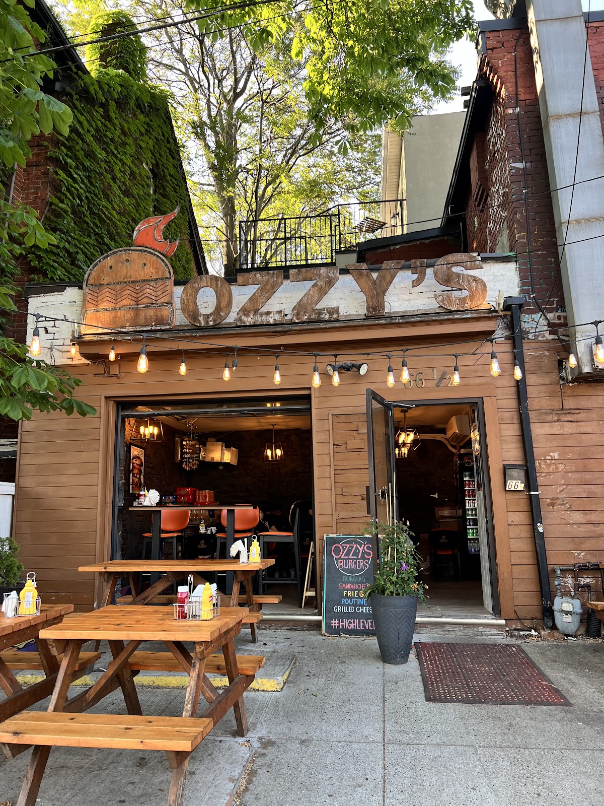 Ozzy's Burgers Toronto photo 4