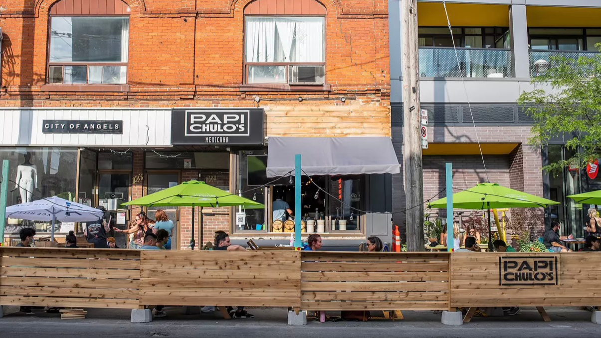 Papi Chulo's photo 1