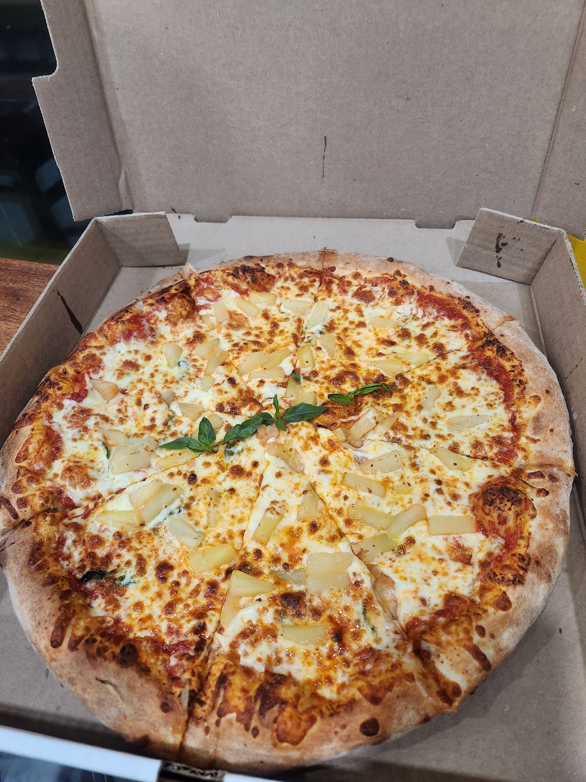 Pizza Bizzo featured