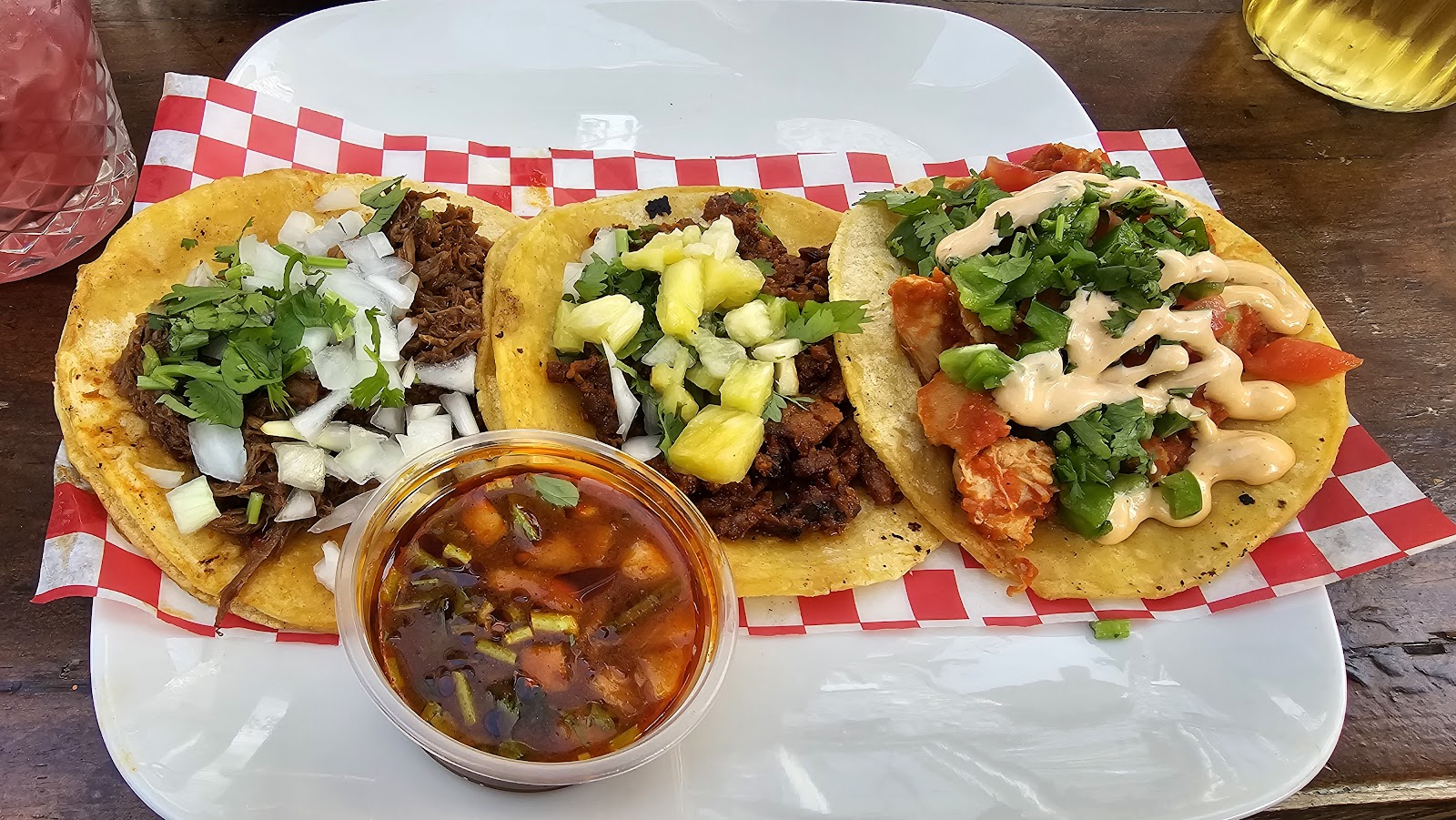 Placos Tacos Mexican Food & Bar photo 4